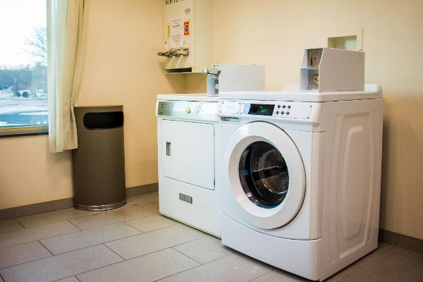 Comfort Inn & Suites Plainville-Foxboro Main image